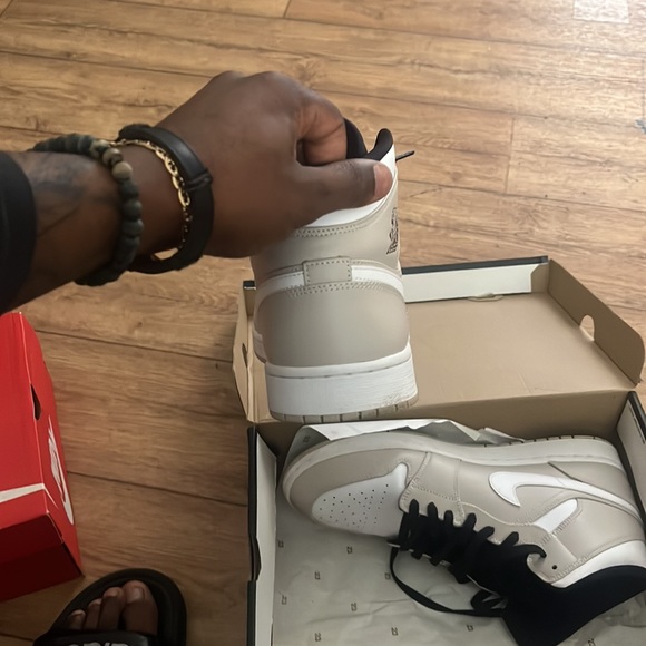 Jordan 1 desert sand - Picture 4 of 6